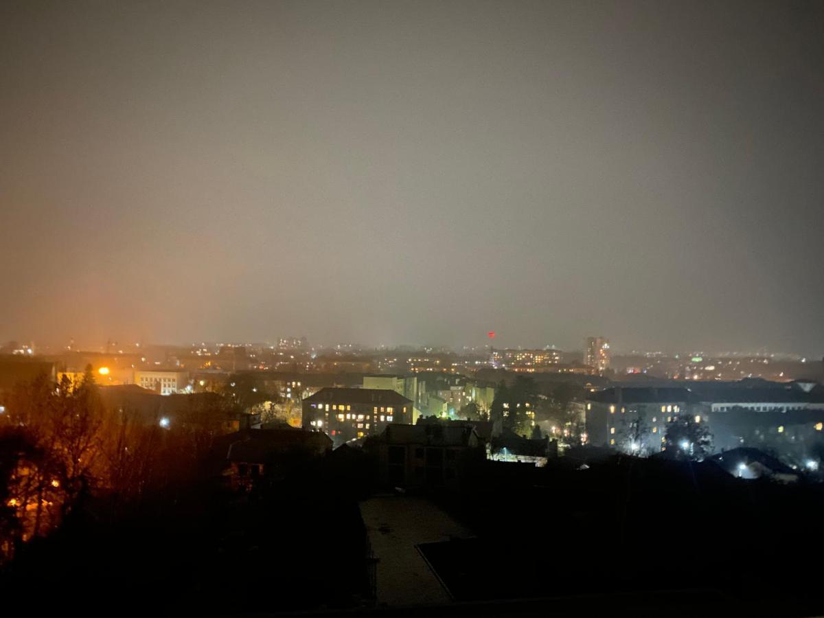 Панорамні Апартаменти Oezjhorod Buitenkant foto